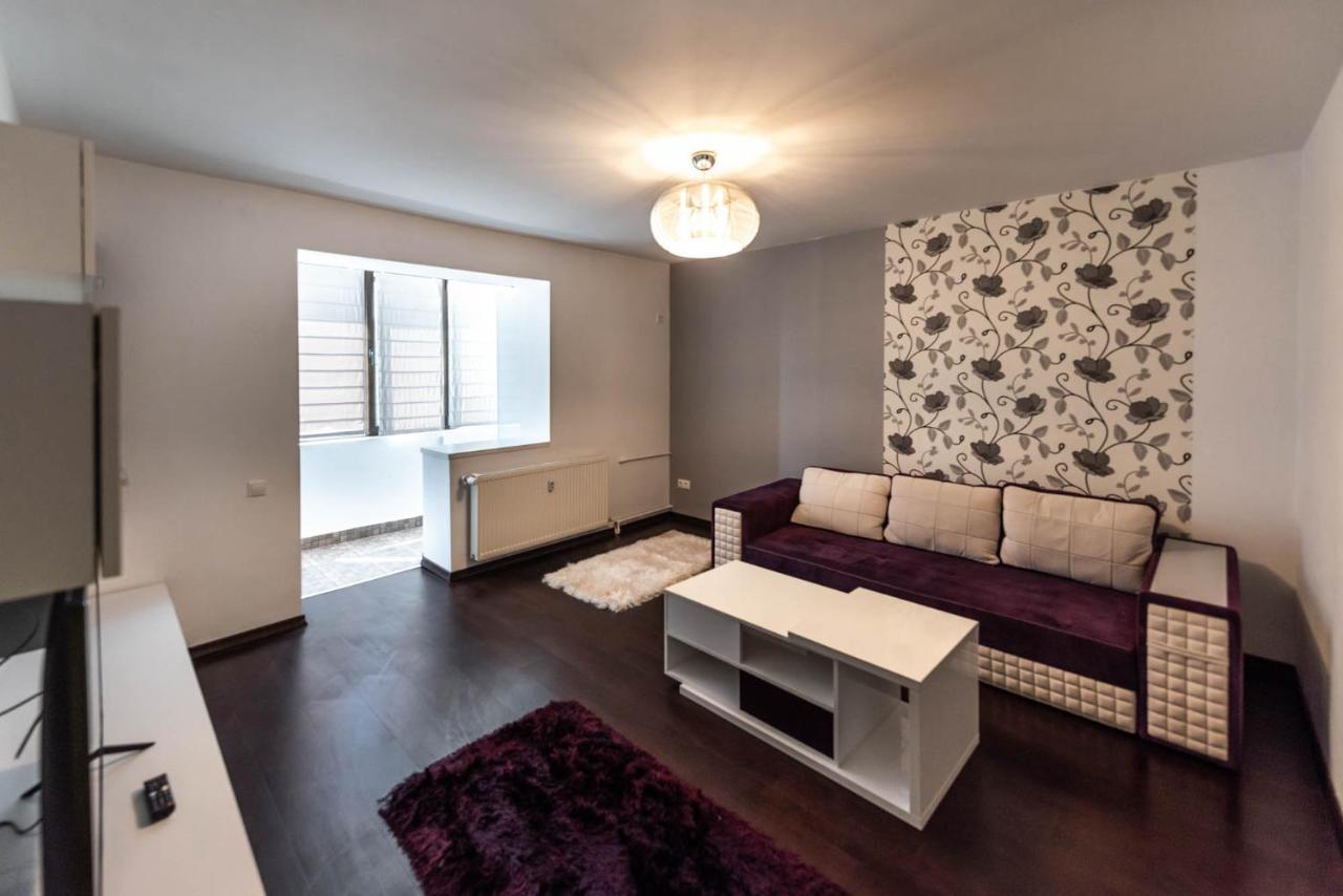 La Nueve Suite Brassó Kültér fotó